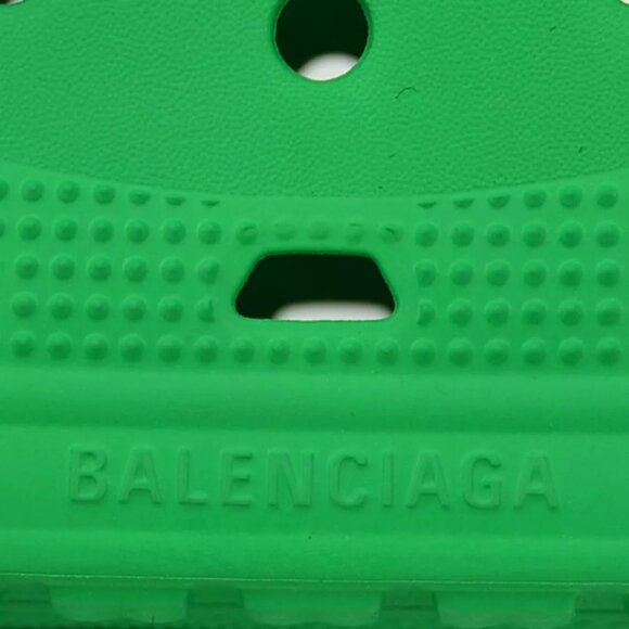 Auth BALENCIAGA x Crocs Phone Pouch Crossbody Holder Green Rubber - 55867k